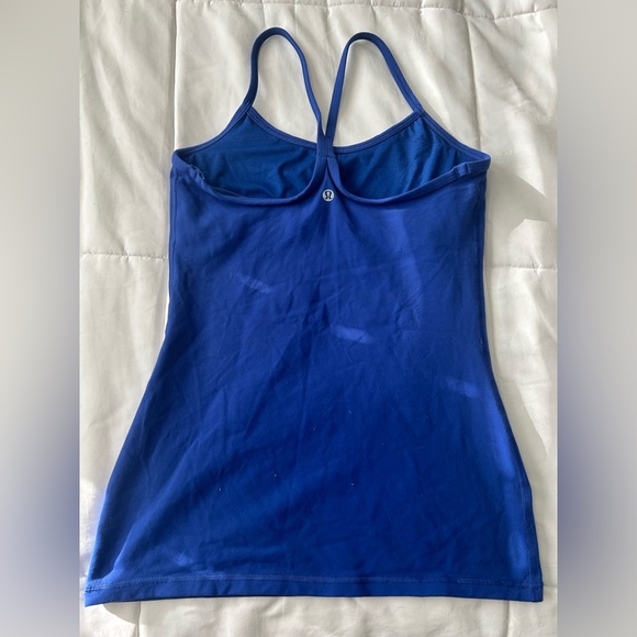 Women’s Lululemon Workout Top Sz. 6 - Picture 3 of 3